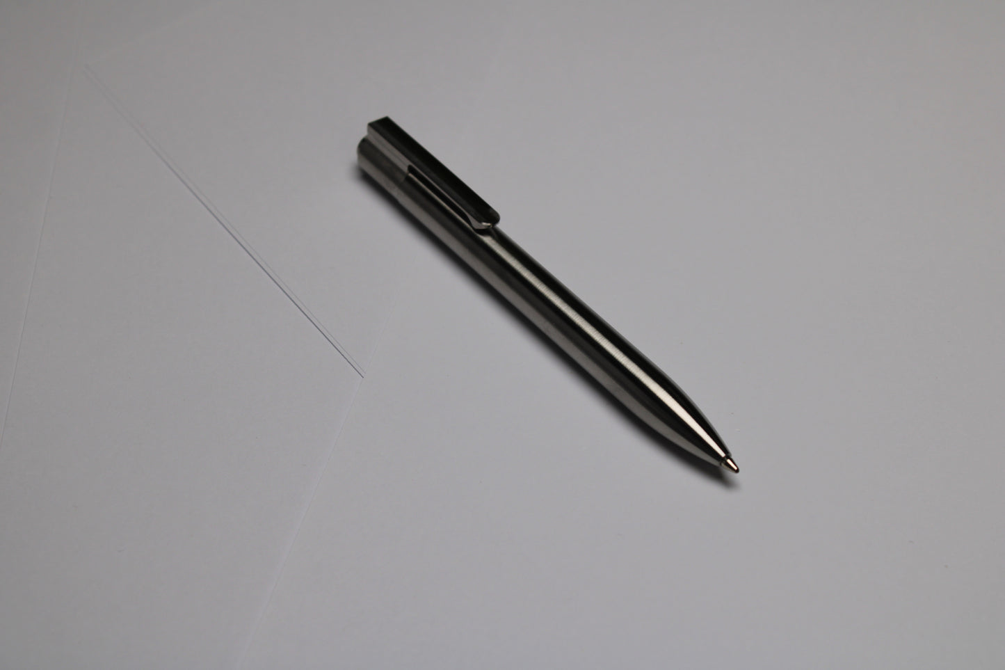 40 Click Clipped Pen - 6Al-4V Titanium - Round Nose - ISO G2 (Parker)