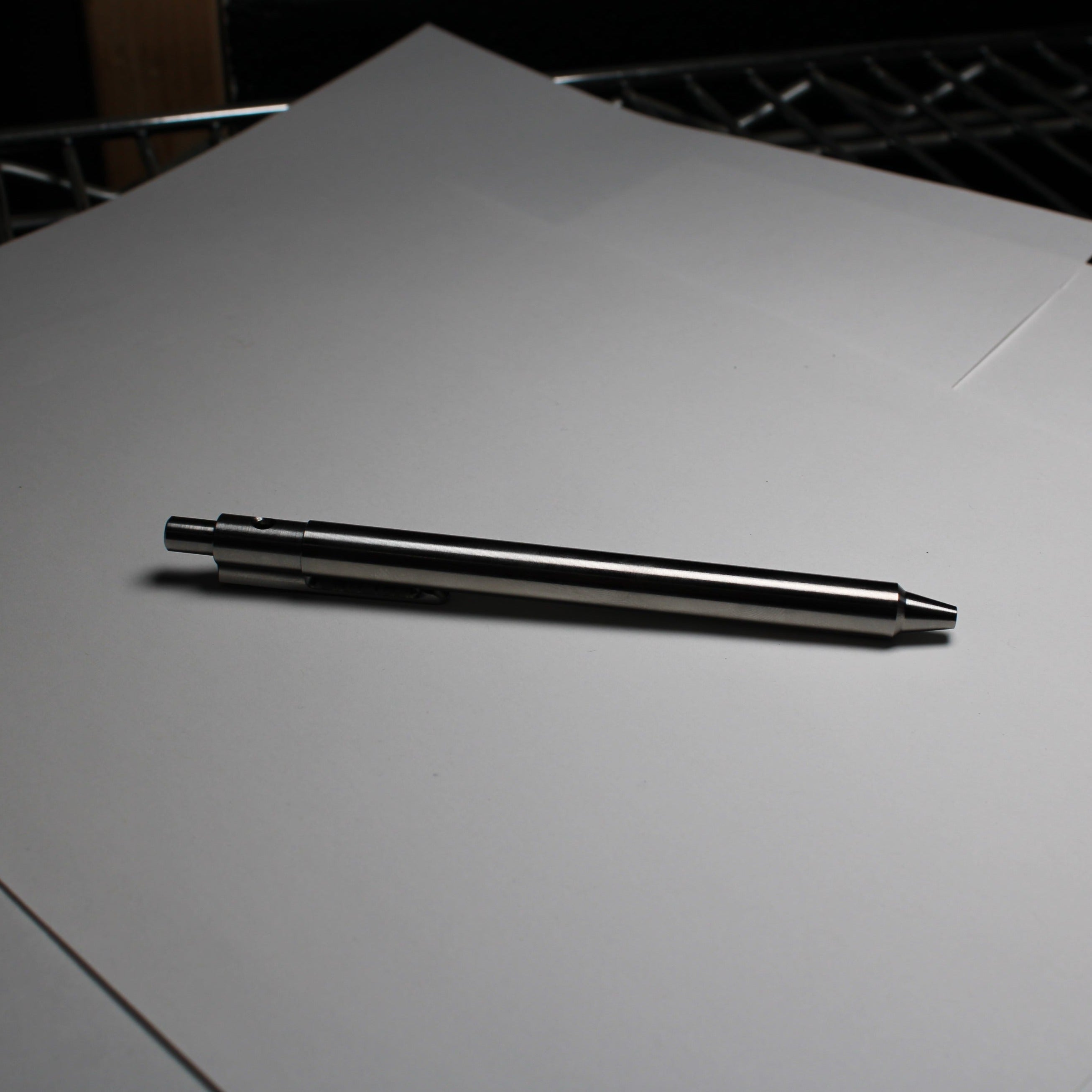筆記具 Autmog 38 Click Pen 38 Click Pen - 6Al-4V Titanium - Stepped Nose - Pilot G2