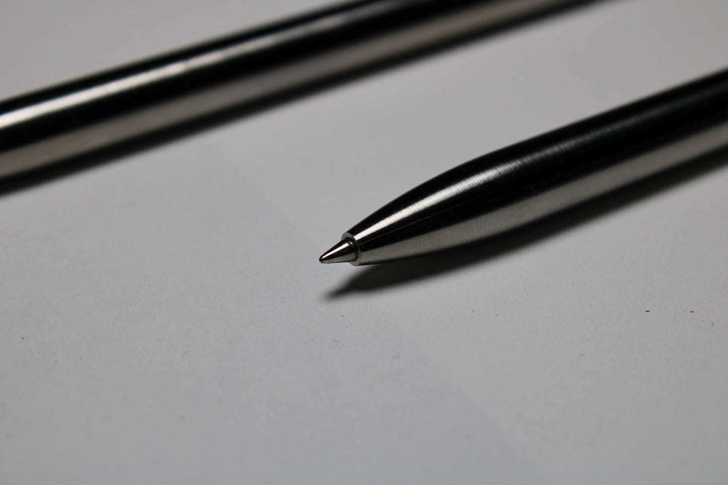 37 Click Pen - 6Al-4V Titanium - Round Nose - Silicone Nitride Ball - Pilot G2