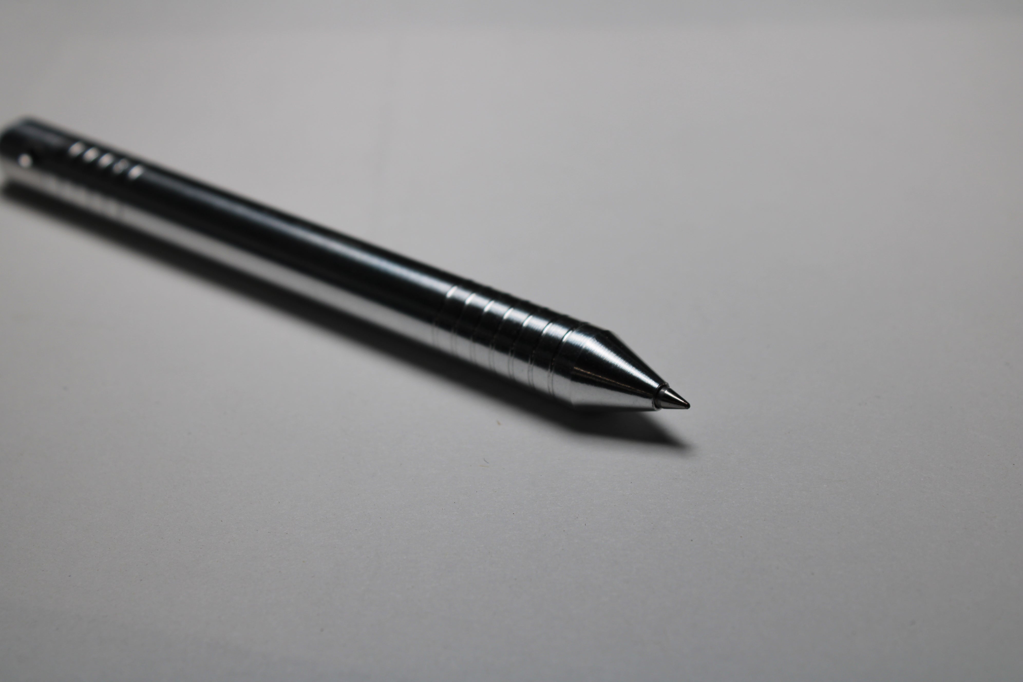 40 Clipless Click Pen - 6061 Aluminum - Conical Nose - Schmidt