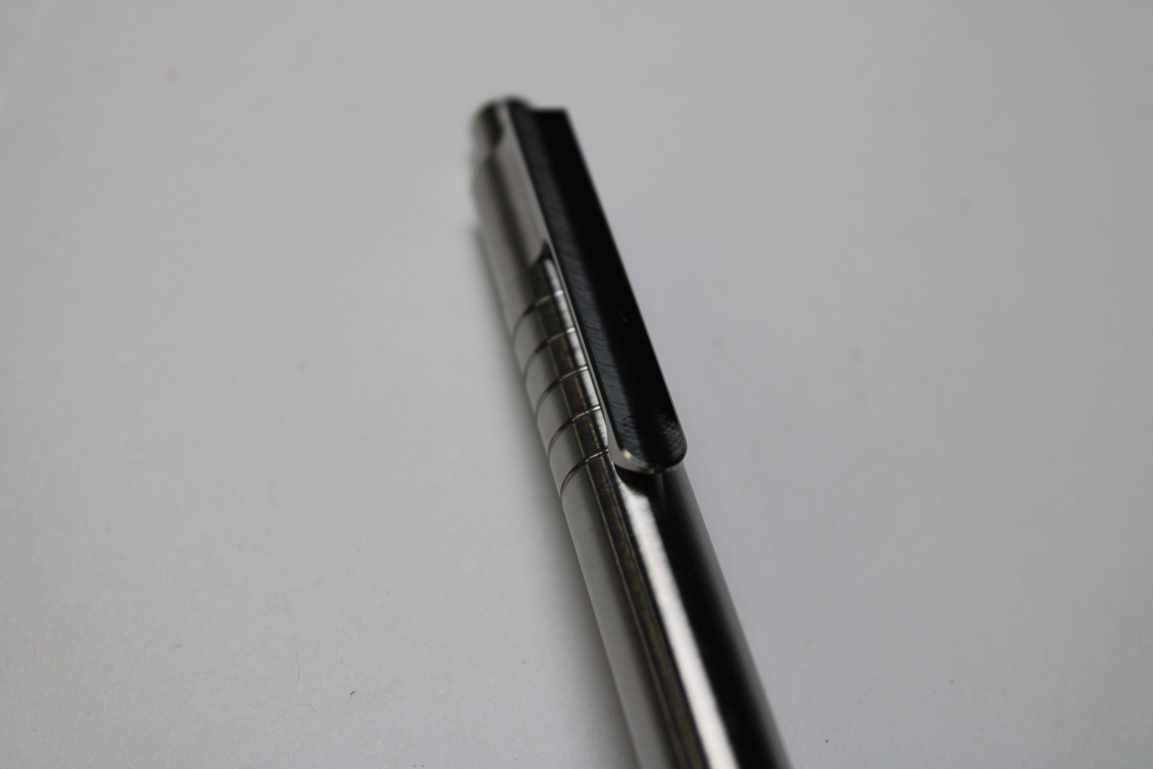 40 Click Clipped Pen - 6Al-4V Titanium - Round Nose - Pilot G2