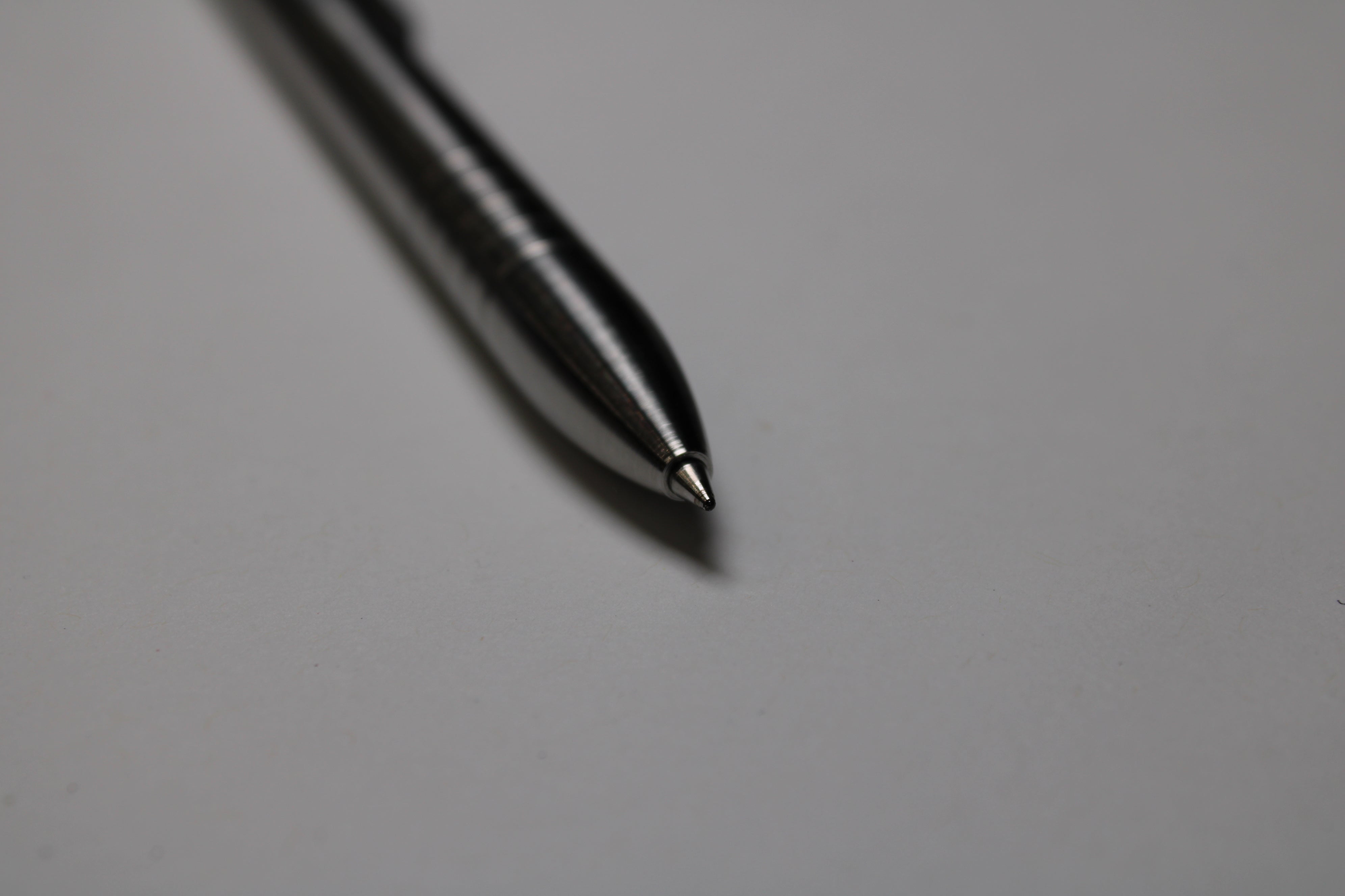 40 Click Clipped Pen - 6Al-4V Titanium - Round Nose - Pilot G2