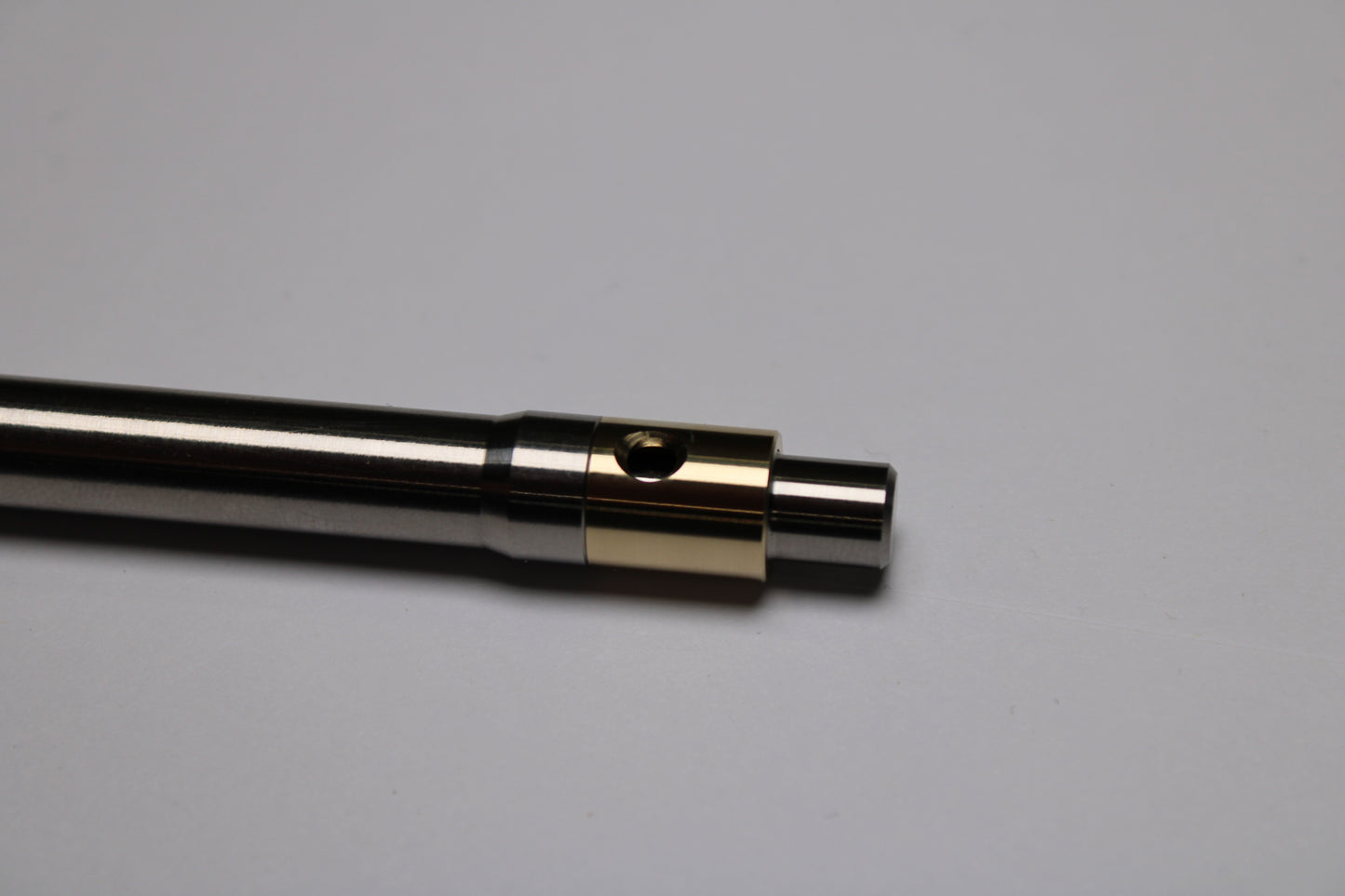 38 Clipless Click Pen - 6Al-4V Titanium Recessed Body - Step Nose Grip Lines - C63000 Bronze Mechanism - Uni SXR-5