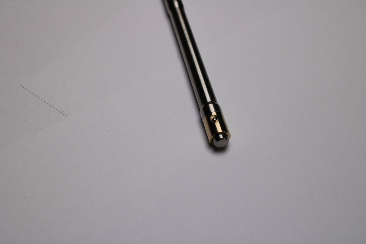 38 Clipless Click Pen - 6Al-4V Titanium Recessed Body - Step Nose Grip Lines - C63000 Bronze Mechanism - Uni SXR-5