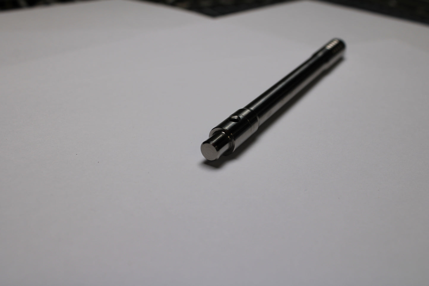 38 Clipless Click Pen - 6Al-4V Titanium - Recessed Body - Step Nose Grip Lines - Uni-Ball SXR-5