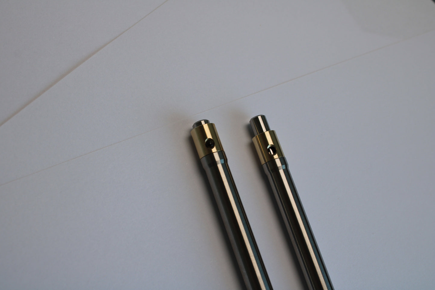 38 Clipless Click Pen - 6Al-4V Titanium Recessed Body Step Nose - Grip Lines - Pilot Juice Up 0.4mm