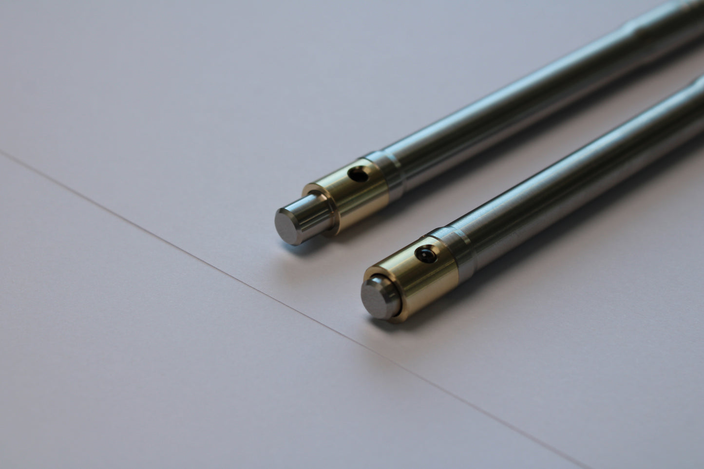 38 Clipless Click Pen - 6Al-4V Titanium Recessed Body Step Nose - Grip Lines - Pilot Juice Up 0.4mm