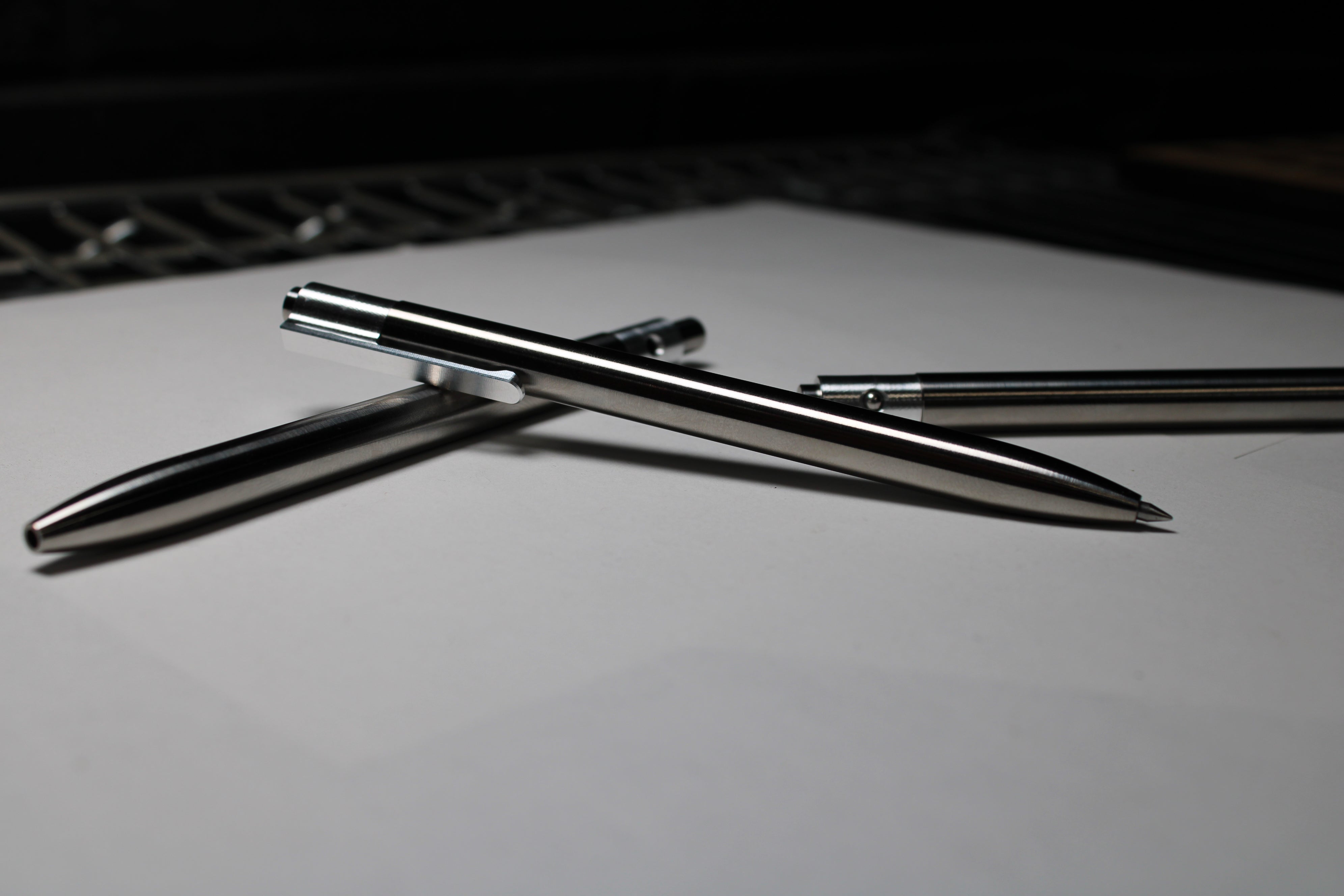 【Autmog】36 Click Clipped Pen Parker G2 36 Click Pen - 6Al-4V - Pilot G2 - Round Nose - 6061 Aluminum Clip
