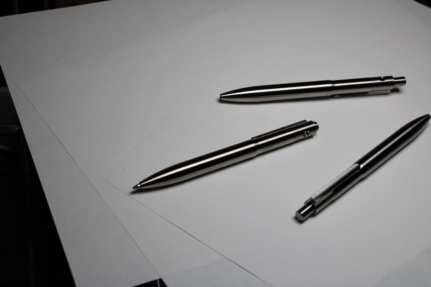 40 Click Pen - 6Al-4V Titanium - ISO G2 Schmidt 9000 M - Round Nose - 6Al-4V Titanium Clip